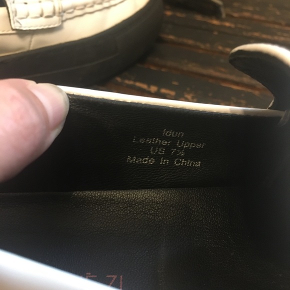 Atelje 71 white patent leather platform loafers with rubber soles. Size 39 - Picture 4 of 8